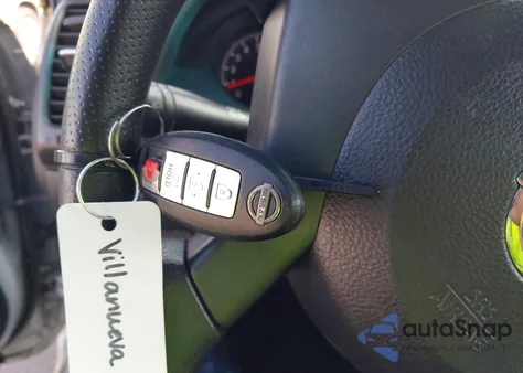 2010 Nissan Altima 2.5 S z USA, uszkodzony, nr VIN 1N4AL2AP4AN558785